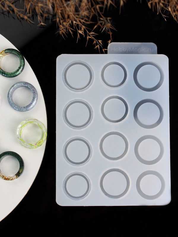 12-Ring Silicone Mold: Create Magic with Circular Epoxy Resin Jewelry