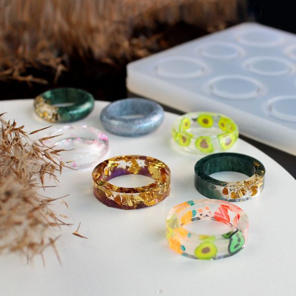 12-Ring Silicone Mold: Create Magic with Circular Epoxy Resin Jewelry